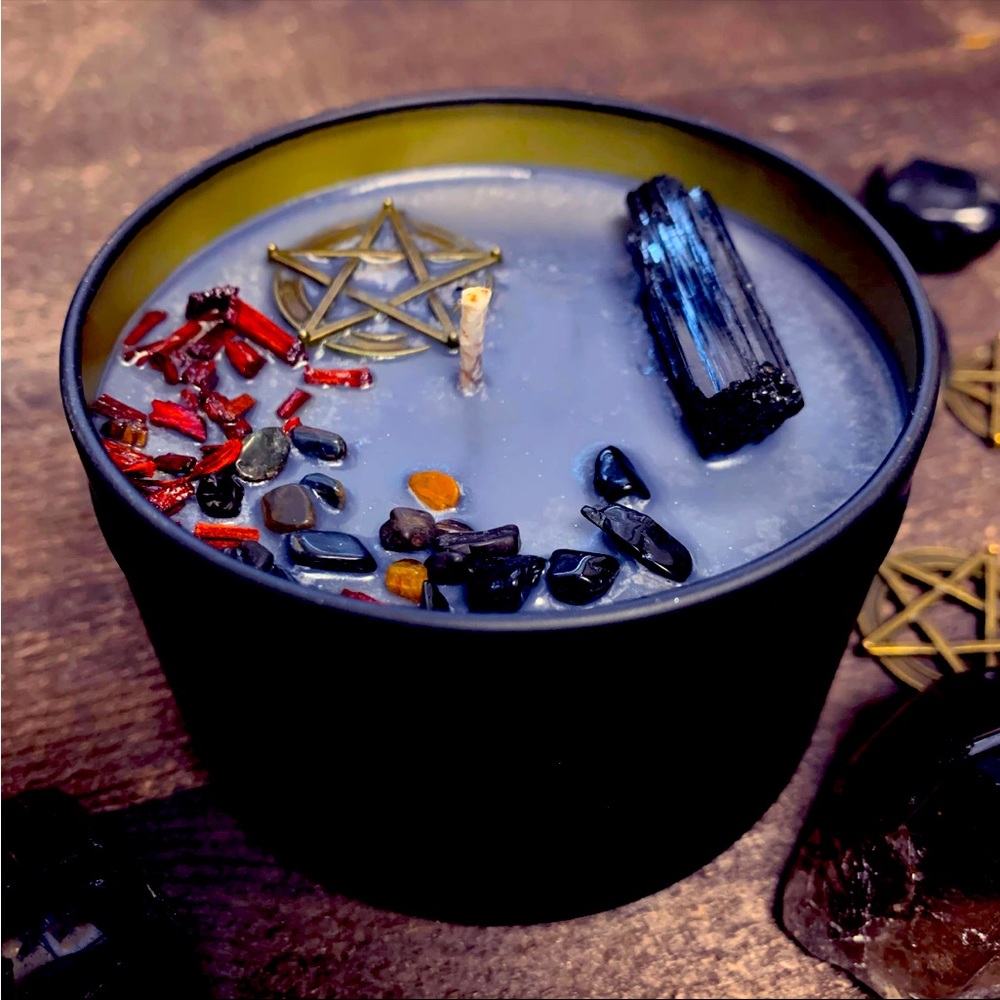 Soy protection candle with black onyx stone 8oz